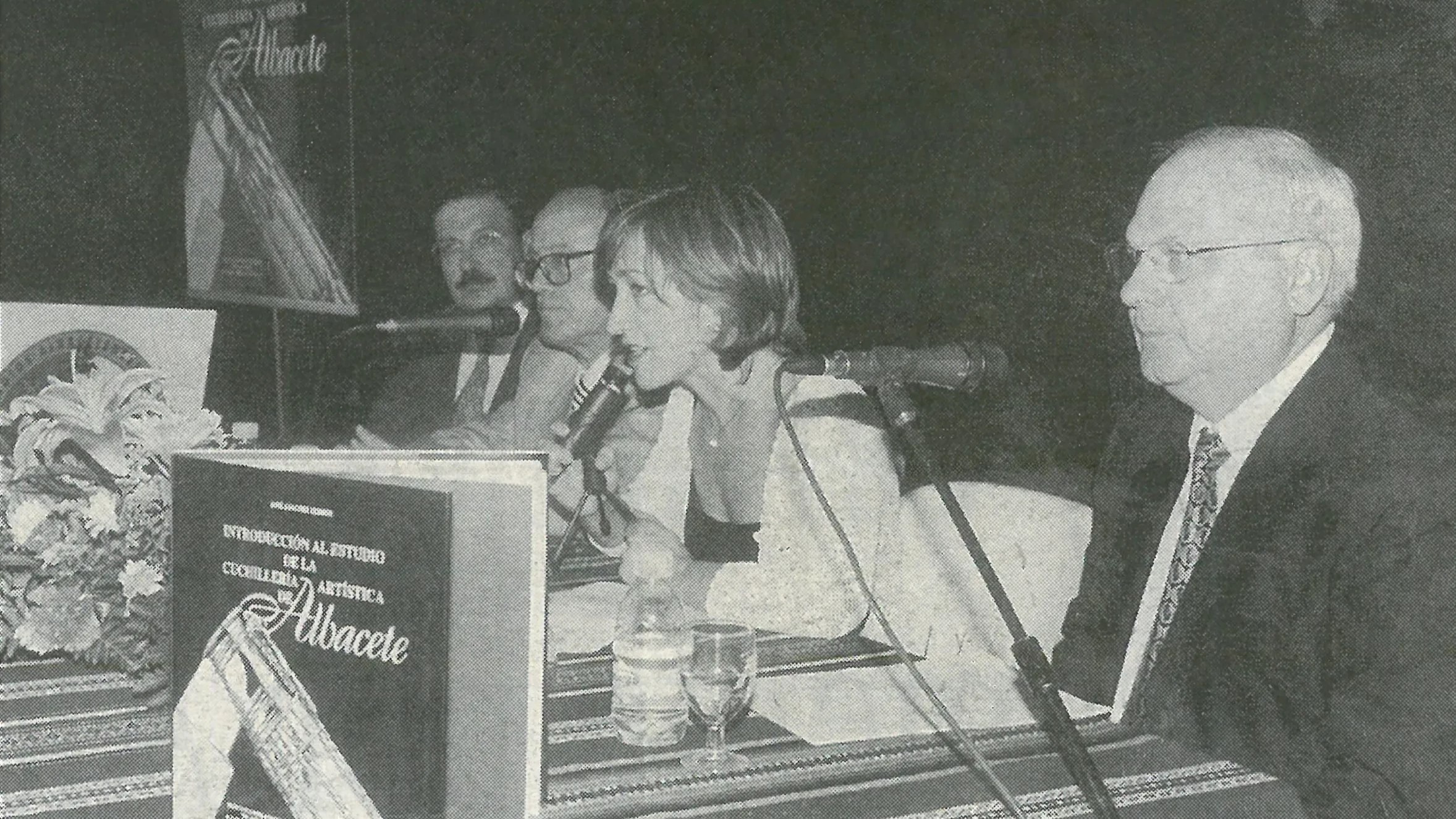 Presentación del libro "Introducción al estudio de la cuchillería artística de Albacete"